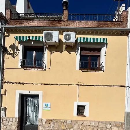 Holiday home Casa Olmos Iznatoraf